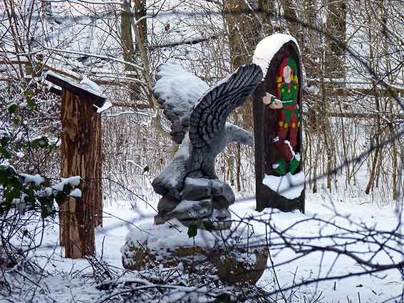 "Till Eulenspiegel" durch die winterliche Natur gesehen